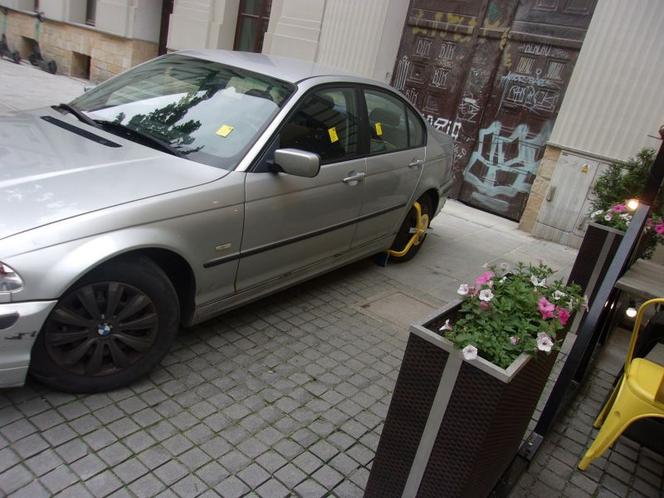 "Najlepsi" kierowcy są w Katowicach. A jak świetnie parkują! I jeszcze są potem zdziwieni mandatami