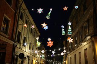 Drugi dzień świąt w centrum Lublina. Deszczowa pogoda nie odstraszyła spacerowiczów!
