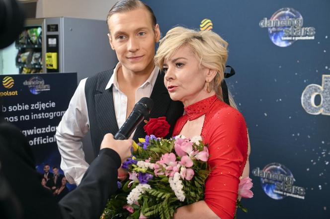 Taniec z gwiazdami: Beata Olga Kowalska odpadła z programu. Zaskakujące z czym musiała się mierzyć