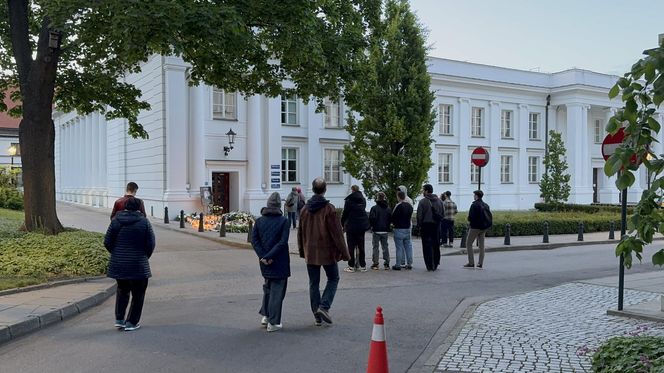 Student zaatakował 53-latkę toporkiem. Koszmar na UW w Warszawie. „Co powiedzieć jej dzieciom?”