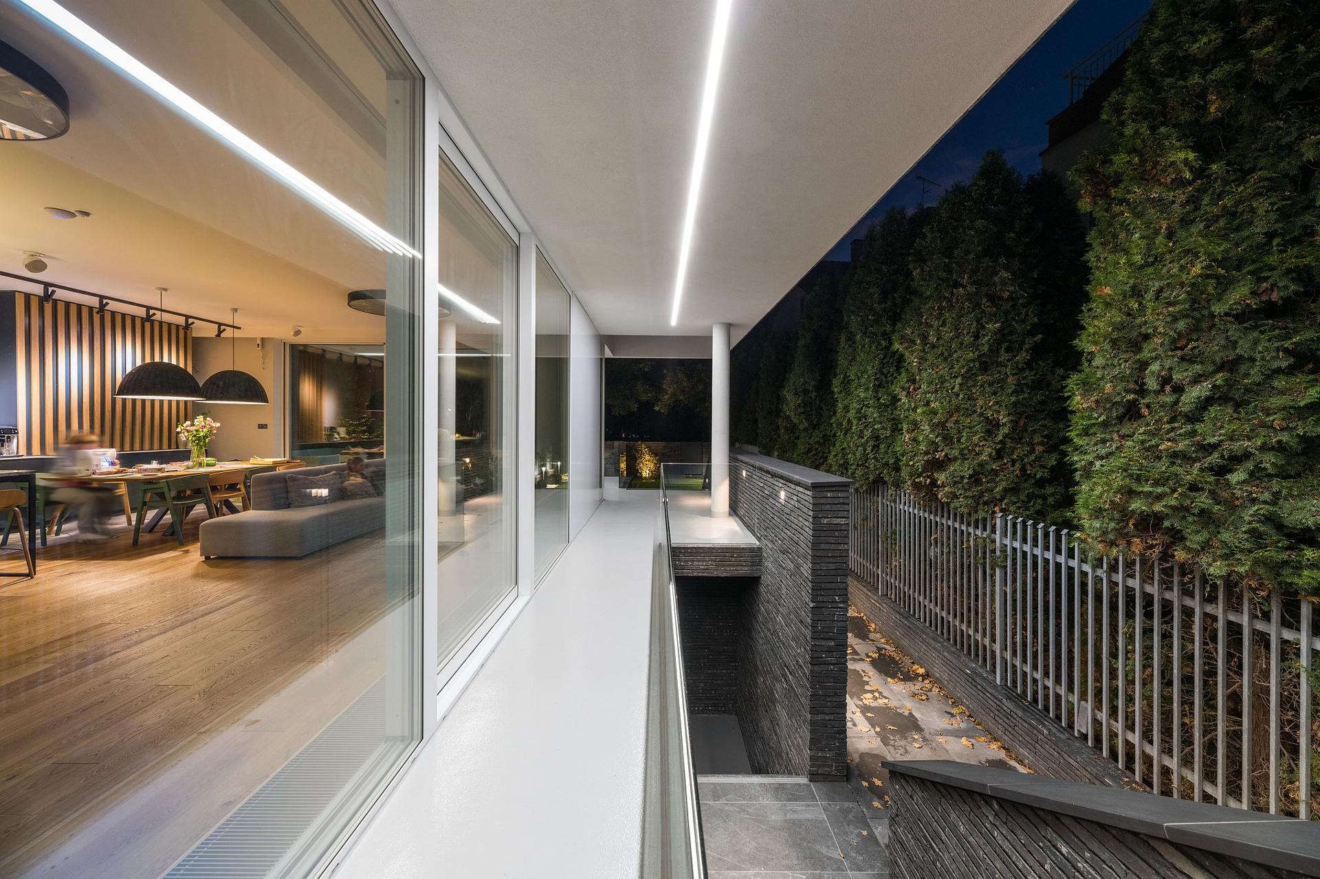 Dom z Grafitu na warszawskich Włochach