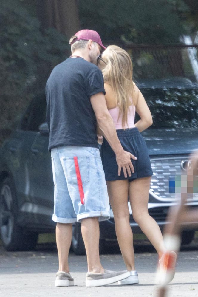 Agnieszka Kaczorowska i Marcin Rogacewicz wybrali się na rowery 