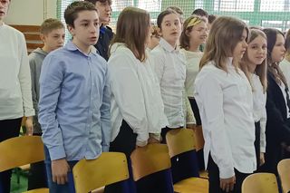 Apel uczniów SP nr 1 o 105. rocznicy powrotu Grudziądza do macierzy