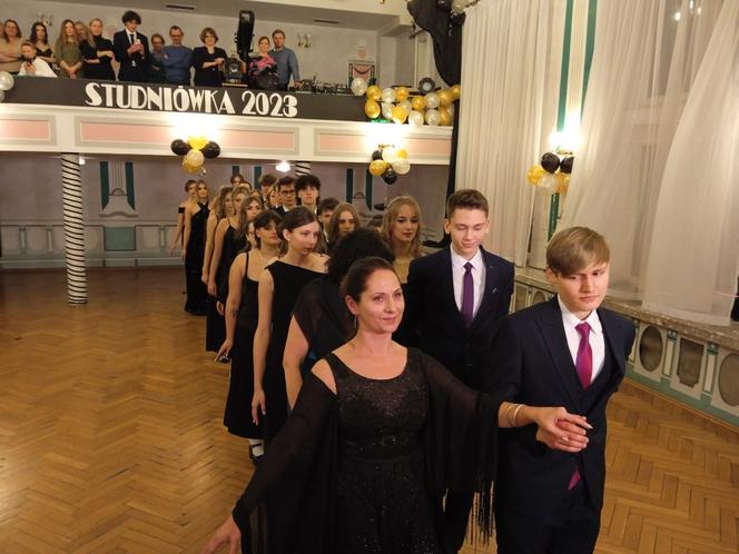 Studniówka 2023 w II LO w Poznaniu