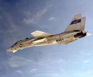 AIM 120 AMRAAM