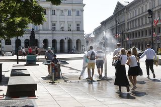 ak warszawiacy radzą sobie z upałem? Żar leje się z nieba