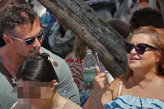 Katarzyna Skrzynecka. Zabrała rodzinę na targ śniadaniowy w kusych szortach