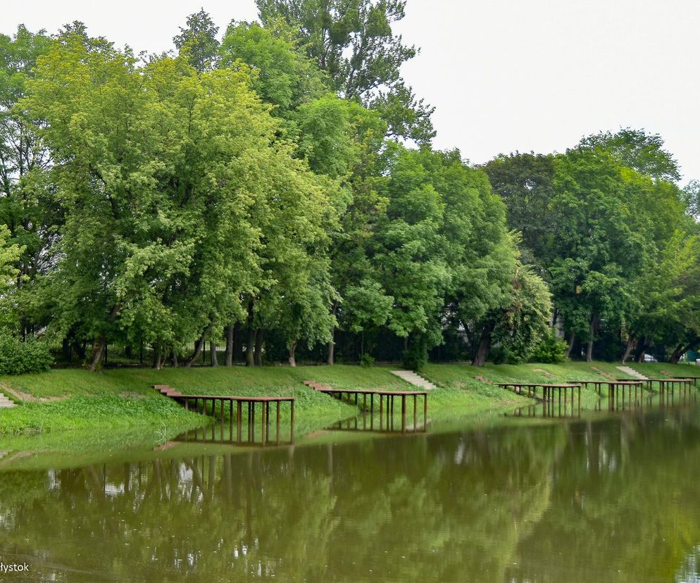 Stawy w centrum Białegostoku zagrożone? Mieszkańcy obawiają się katastrofy!