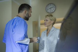 Druga szansa odcinek 6, Monika (Małgorzata Kożuchowska), Marcin (Bartłomiej Świderski)