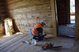 Dom pisarza - Jalu Kurka stał kilkadziesiąt metrów od wjazdu do tunelu na S7