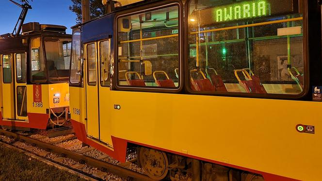 Tragedia w tramwaju w Warszawie. Nie żyje pasażer