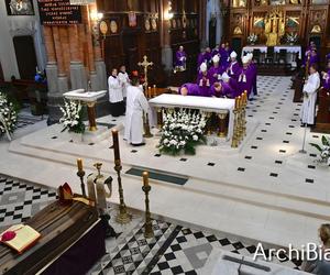 Białystok. Msza święta żałobna za śp. abp. Stanisława Szymeckiego