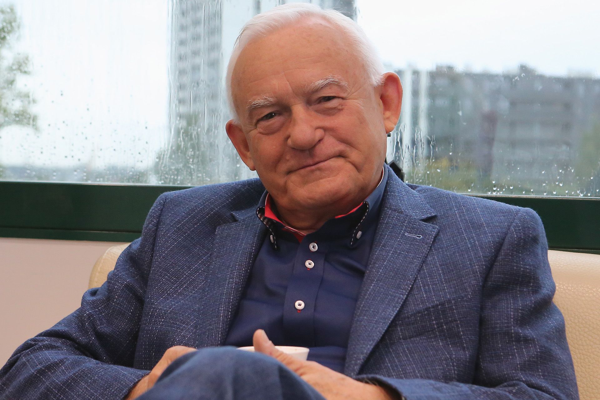 Leszek Miller wprost podsumował Szymona Hołownię. "Uchodźca polityczny z partii swoj…