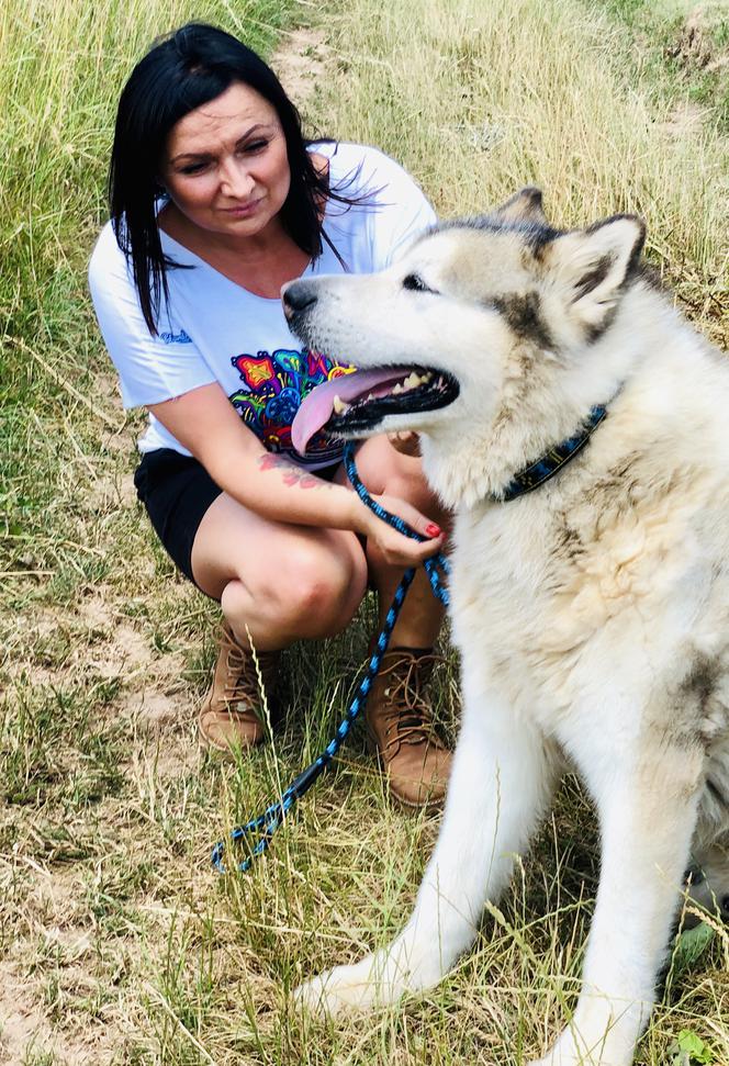 Wielichowska wyczesała psa na maksa