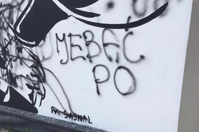 Katowice. Wandal zniszczył mural z Rafałem Trzaskowskim [ZDJĘCIA]