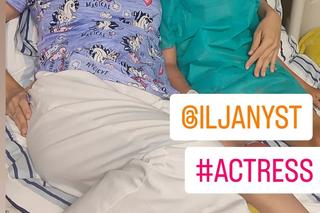 	M jak miłość na planie po wakacjach 2023. Aneta (Ilona Janyst), pacjentka (Nadia i Natalia Witkowskie)