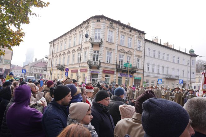  Uroczystości pod pomnikiem Józefa Piłsudskiego w Rzeszowie 