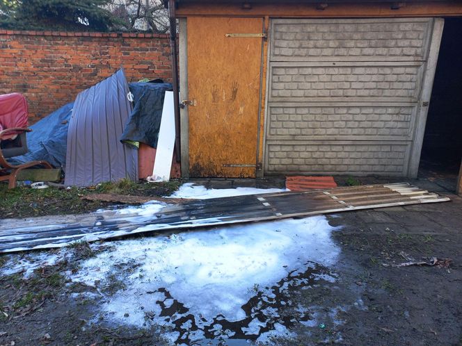 Nocny pożar na Sienkiewicza w Lesznie. Możliwe, że to było podpalenie