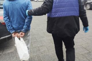 Dramatyczny koniec libacji w Zawierciu. Uderzał deską z wystającymi gwoździami