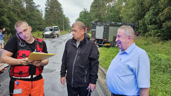 Wypadek w pobliżu Konotopu  - autobus z tirem 