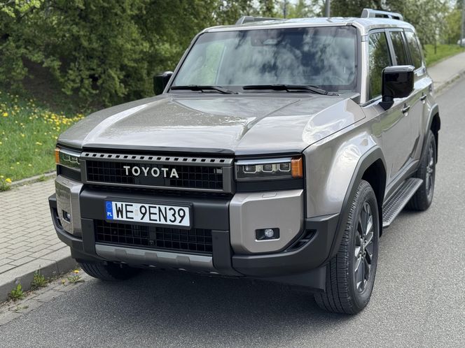 Land Cruiser 250