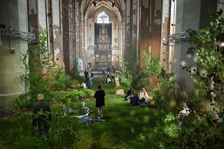 Leśna w gotyckim kościele