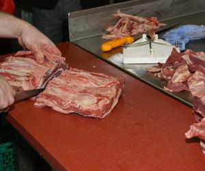 Wieprzowina coraz droższa, a to nie koniec podwyżek. Ile musimy zapłacić za mięso?