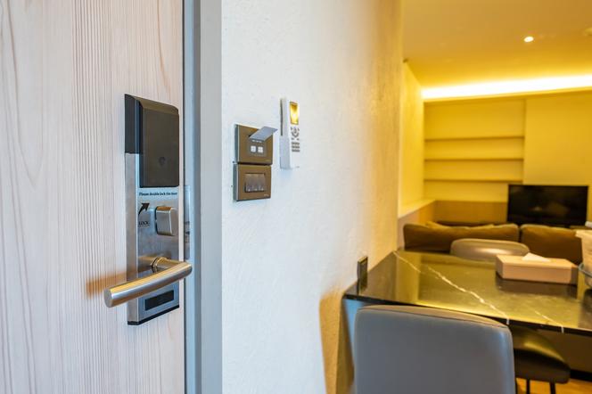 Pokój hotelowy - dobór osprzętu elektrycznego