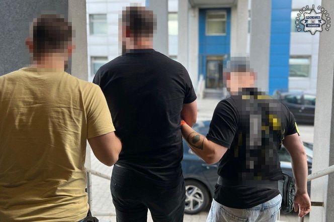 Atakowali przechodniów w Chorzowie. Trzech pseudokibiców zatrzymanych