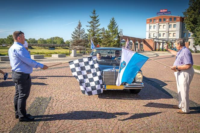 Międzynarodowy Rajd Samochodów Zabytkowych zawitał do Gorzowa Wlkp. [ZDJĘCIA]