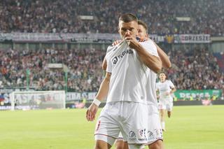 Gorzkie słowa Lukasa Podolskiego w dniu 75. urodzin Górnika Zabrze. Poszedł na całość, samo mięso!