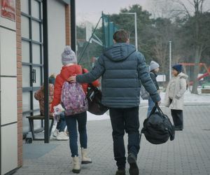 M jak miłość, odcinek 1870: Adam Karski (Patryk Szwichtenberg), Hania (Wiktoria Basik)