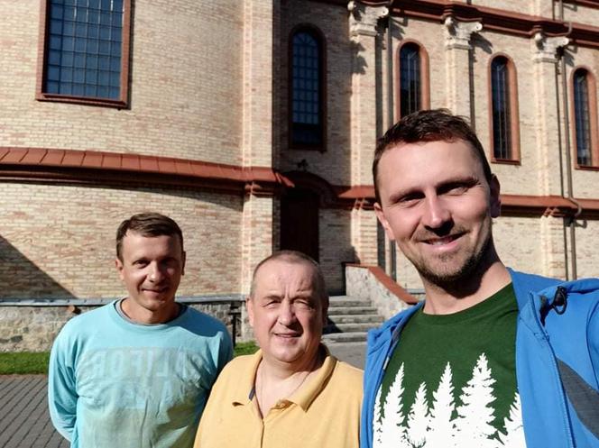 "Pomaganie za jechanie" Michał Majchrzak i Witek Sobczak