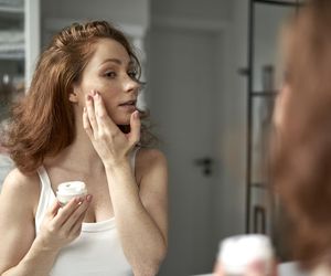 Już nie kupuję kremów w drogerii. Dzięki temu przepisowi moja skóra lśni