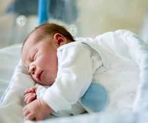 Urodziły się dzieci poczęte z pomocą robota. To pierwszy taki przypadek na świecie