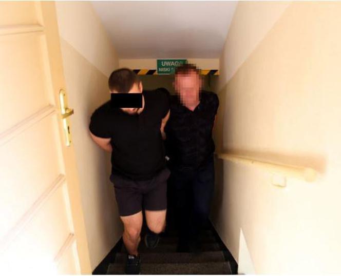 Policja przechwyciła ponad 22 tys. tabletek ekstazy