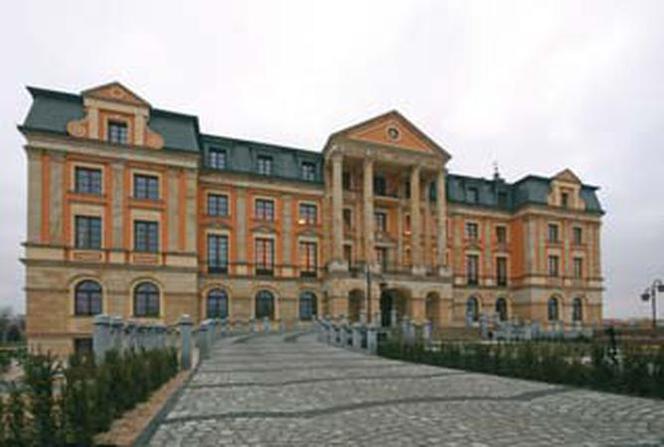 "Pałac Bursztynowy" we Włocławku, ul. Okrężna 21 