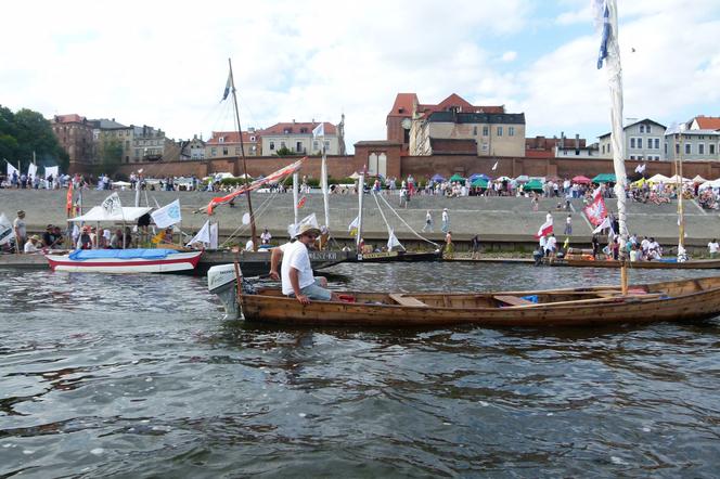 Festiwal Wisły to największy w Polsce zlot tradycyjnych statków i łodzi rzecznych