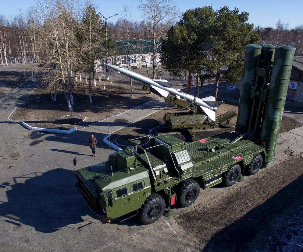 Rosyjski system obrony przeciwlotniczej S-400