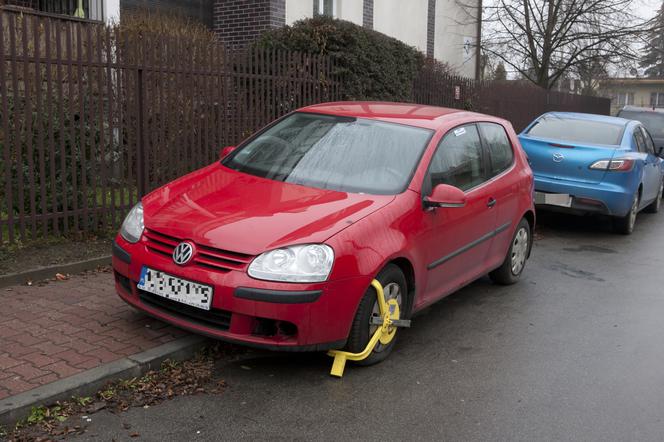 Volkswagen Golf V prezydenta Andrzeja Dudy