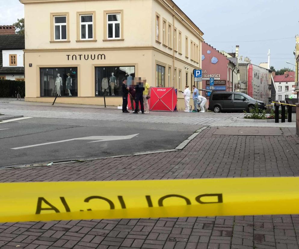 Ciało 44-letniego mężczyzny znalezione w centrum Tarnowa.