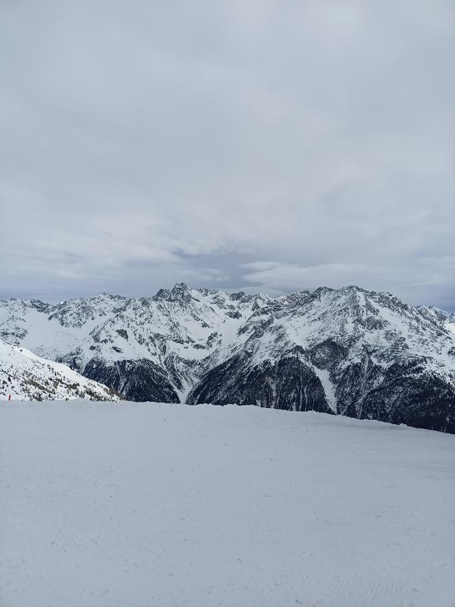 Zobacz, jak wygląda Austria w pełni sezonu narciarskiego 