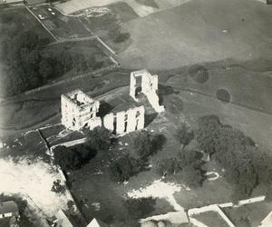 Stare zdjęcia Świętokrzyskiego, a na nich Bodzentyn, Wąchock, Chęciny i Starachowice