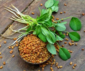 Jak usunąć cienie pod oczami? Zapomnij o kosmetykach, pij napój z 2 składników