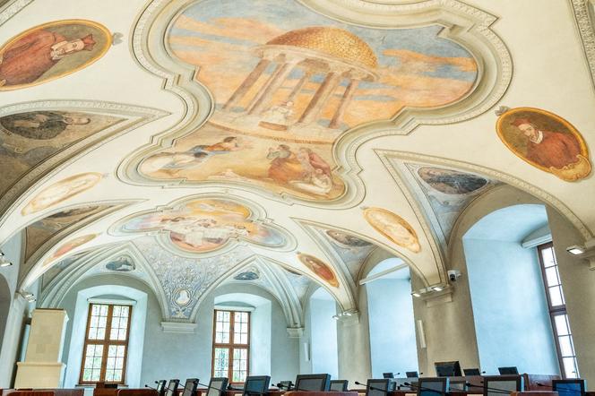 Sala Sesyjna Urzędu Miasta Poznania odzyskała dawny blask