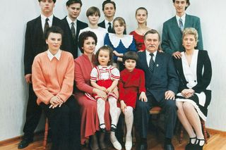 Dzieci Lecha Wałęsy dorastały w cieniu kariery ojca. Kim są, co robią? ZDJĘCIA