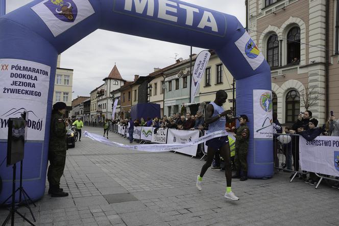 Tym razem w październiku start 21. półmaratonu wokół jeziora