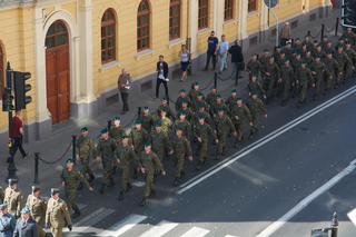 130 żołnierzy - ochotników złoży przysięgę na pl. Zamkowym w Lublinie