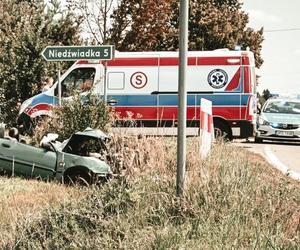 Powiat łukowski: w tragicznym wypadku na DW 807 w Kosutach kierowca zginął na miejscu