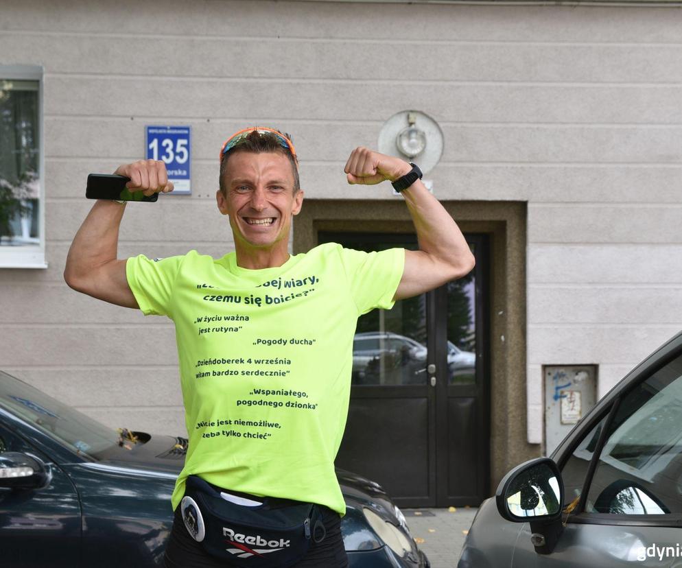 Gdynianin rekordzistą Guinnessa! Przebiegł 113 półmaratonów dzień po dniu